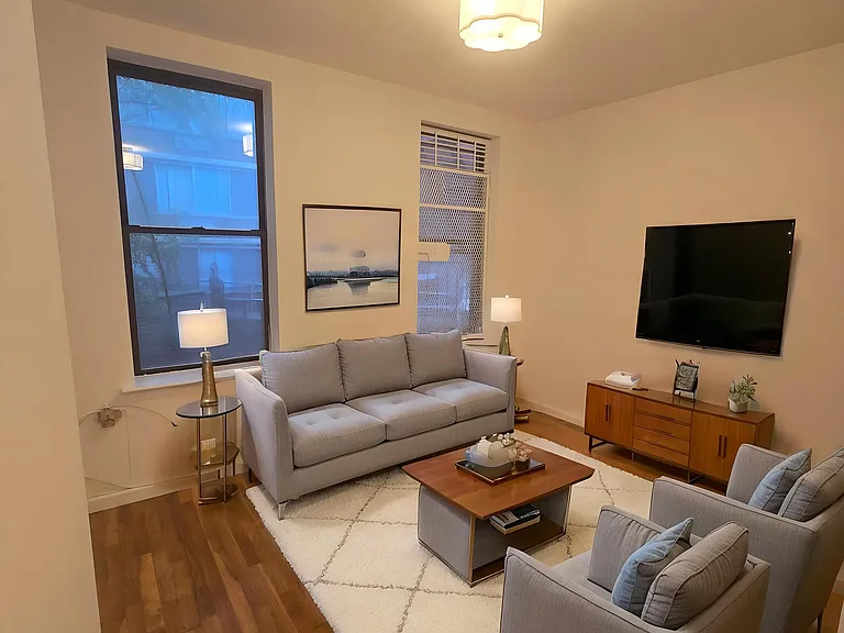 334 E 73rd St #3A — Photo 1