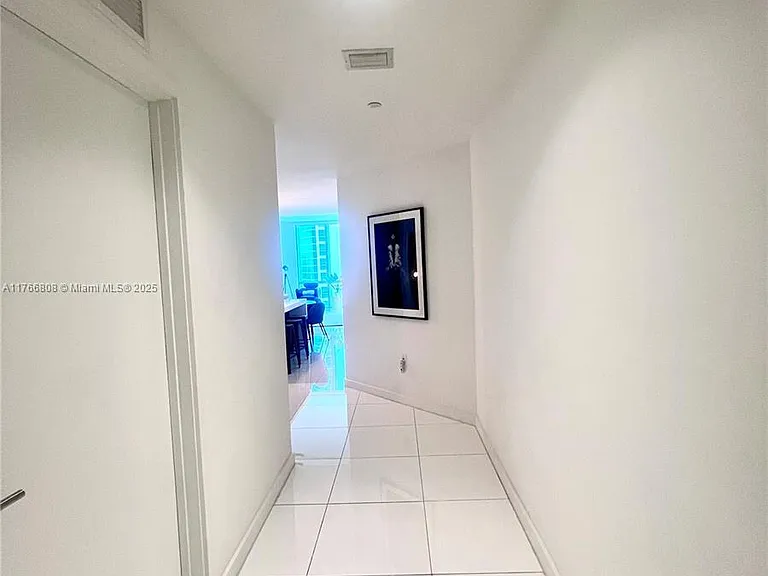 851 NE 1st Ave #1907A — Photo 31