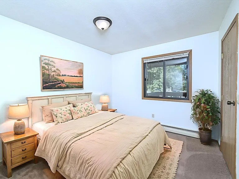 Terrace Hills Apartments — Photo 17