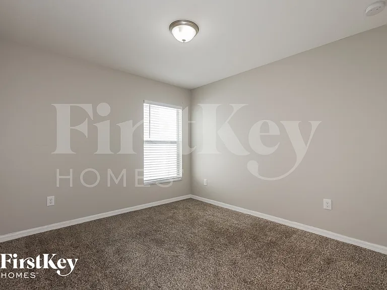 10621 Standing Stone Dr — Photo 16