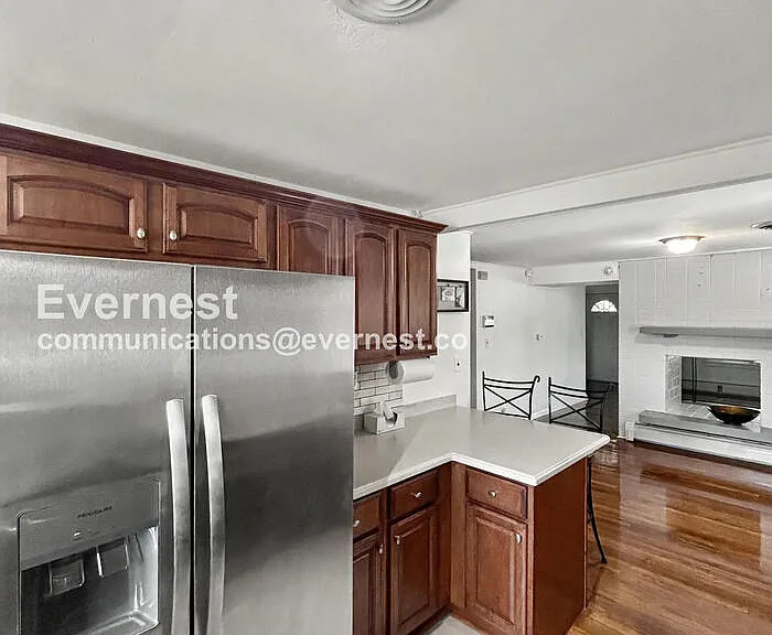 616 S Jefferson St — Photo 4