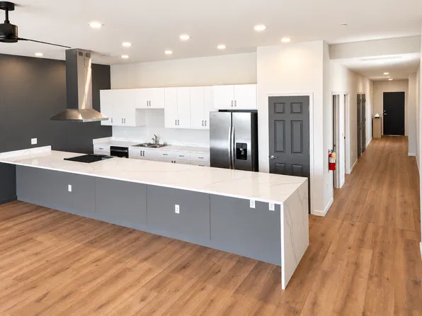 5300 - The Village Commons
