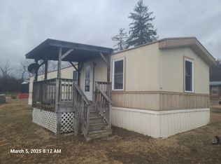 144 McCumbee Ln #29, Berkeley Springs, WV 25411