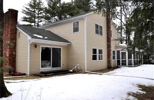 2nd image of 28 Kettle Pond Rd