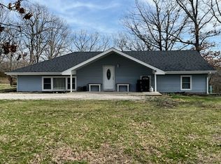 12231 N Dripping Springs Rd, Columbia, MO 65202
