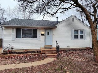 3315 Delta Dr, Saint Ann, MO 63074