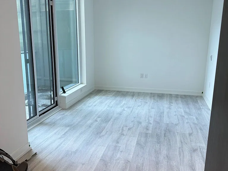 8 Olympic Garden Dr #S606 — Photo 3