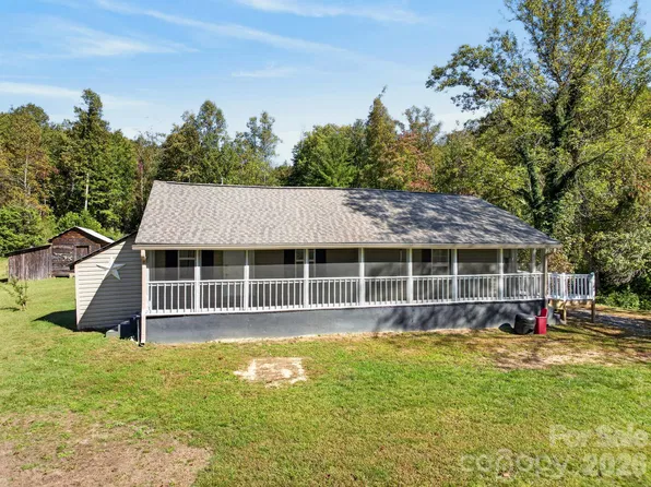 2805 H T Rd, Lenoir, NC 28645