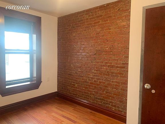 3rd image of 1396 Madison Ave #13