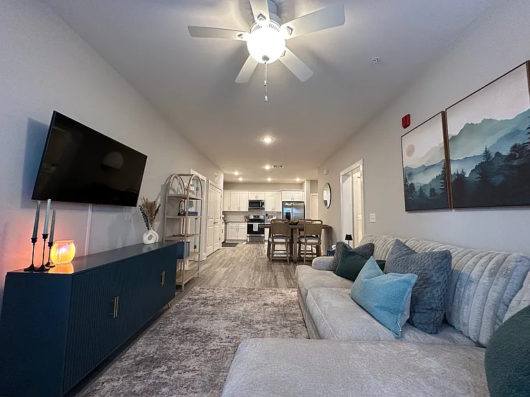 Pine Reserve Apartments — Photo 18