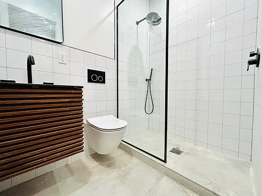 Rented by GROOME REALTY LLC | media 16