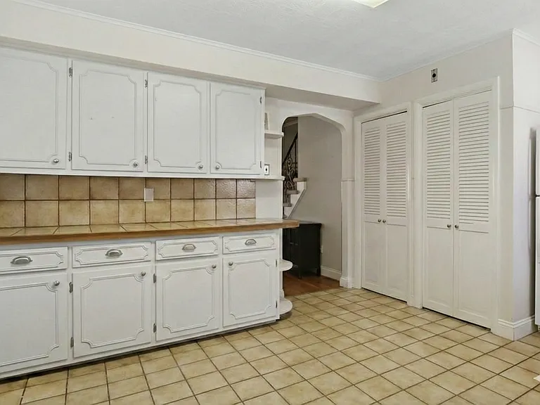 805-807 N Irving Ave #1 — Photo 5