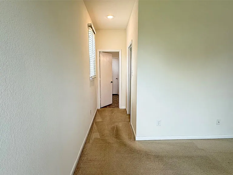 22414 Auburn Valley Ln — Photo 29