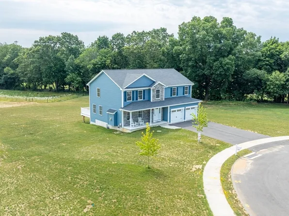 38 Damato Way, Agawam, MA 01001