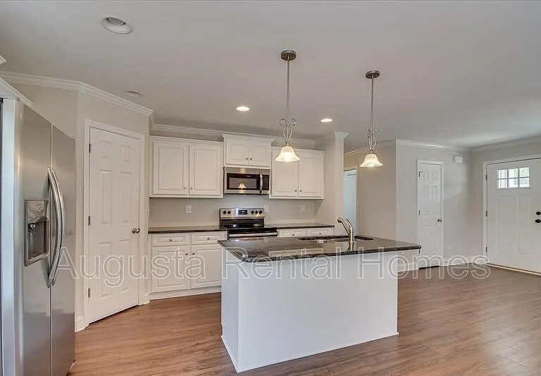 33 Ashton Pointe Dr — Photo 11