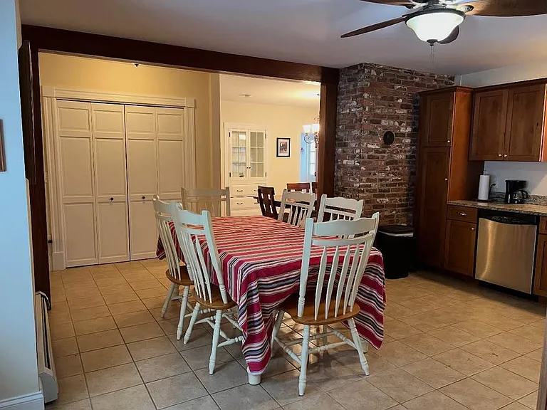 231 Bunker Hill Rd — Photo 5