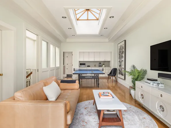 40 East 73rd Street image 20 of 24