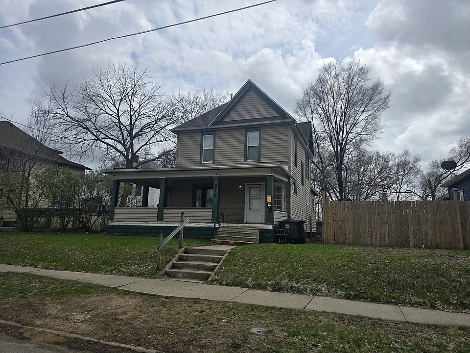 1st image of 216 Courtland St #1