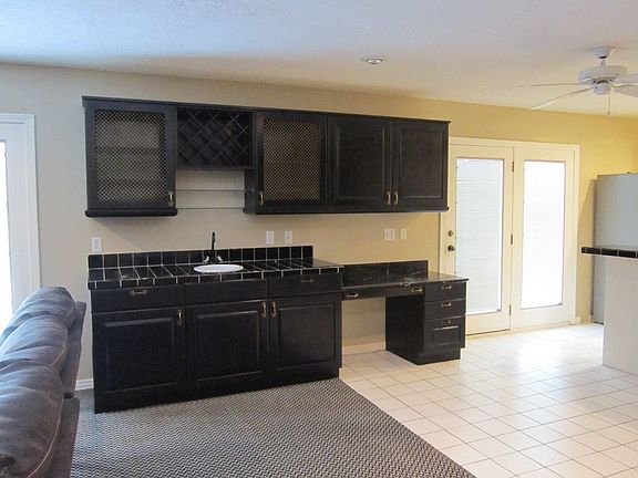 4th image of 409 Palm Valley Dr W