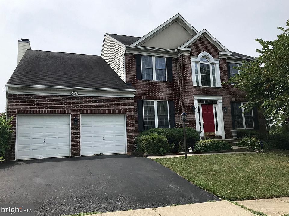1st image of 719 Pumphrey Farm Dr