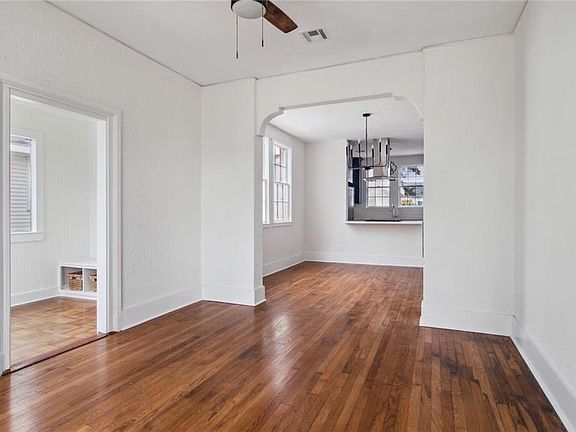 3rd image of 3121 Bore St
