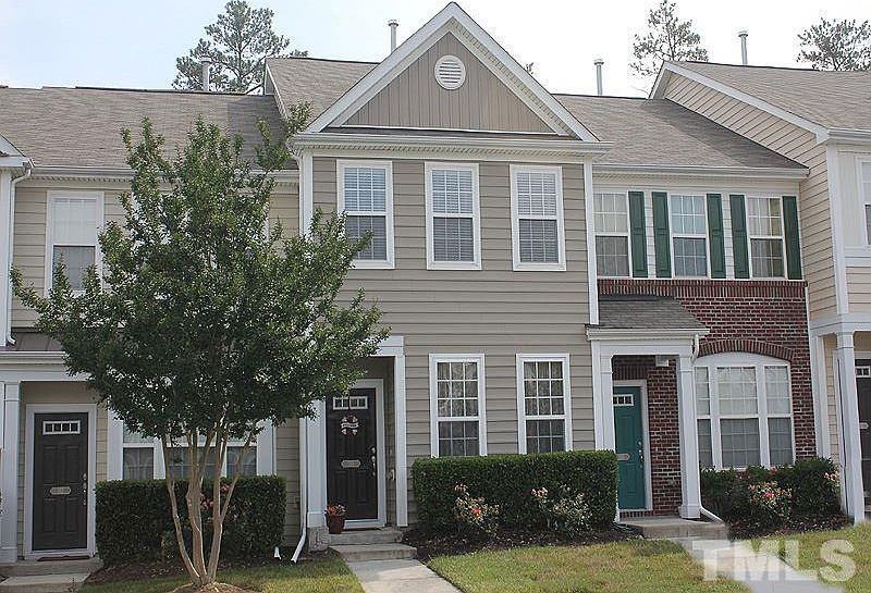 1st image of 110 Cedar Elm Rd