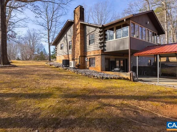 394 Ridge Rd, Prospect, VA 23960