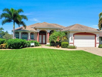 5218 Skyline Blvd, Cape Coral, FL, 33914