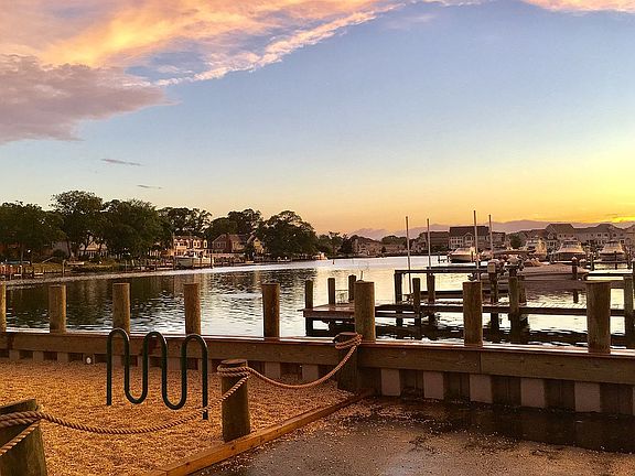 Just steps from the wharf 