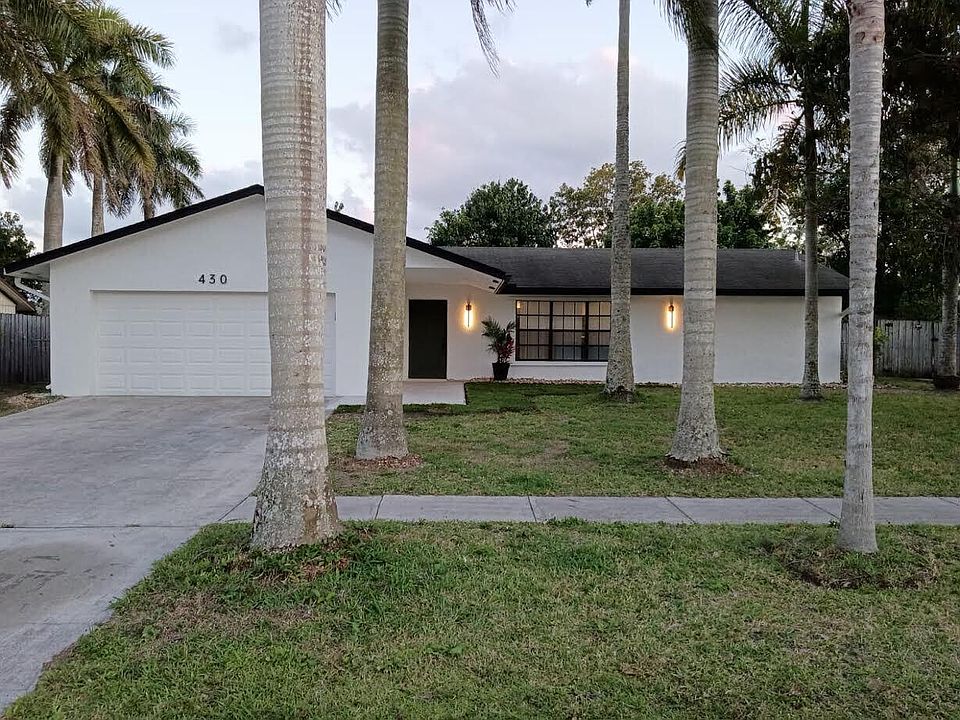 1st image of 430 La Mancha Avenue