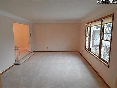 4th image of 8311 Vista Ln