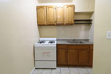 Rented by Alma Realty Corp.