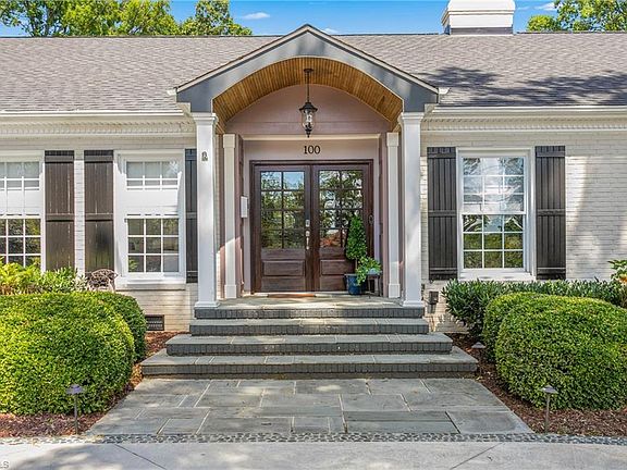 2nd image of 100 Knollwood Dr