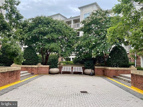 4th image of 9480 Virginia Center Blvd Unit 412
