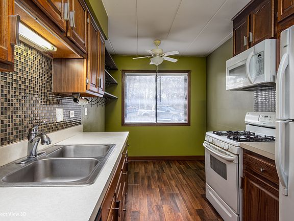 5th image of 6015 Lakeside Pl APT 103