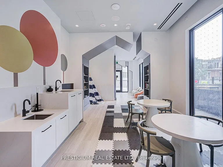 285 Dufferin St #1311 — Photo 45