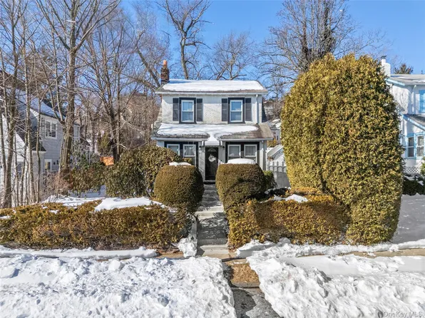 51 Agnola Street, Yonkers, NY 10707