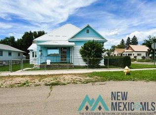 740 N 3rd St, Raton, NM 87740