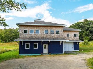 121 Park St, Rockport, ME 04856