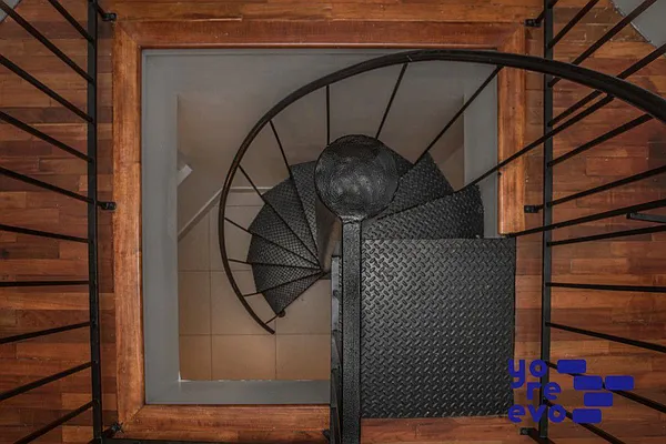 Sold by Yoreevo, LLC | media 8