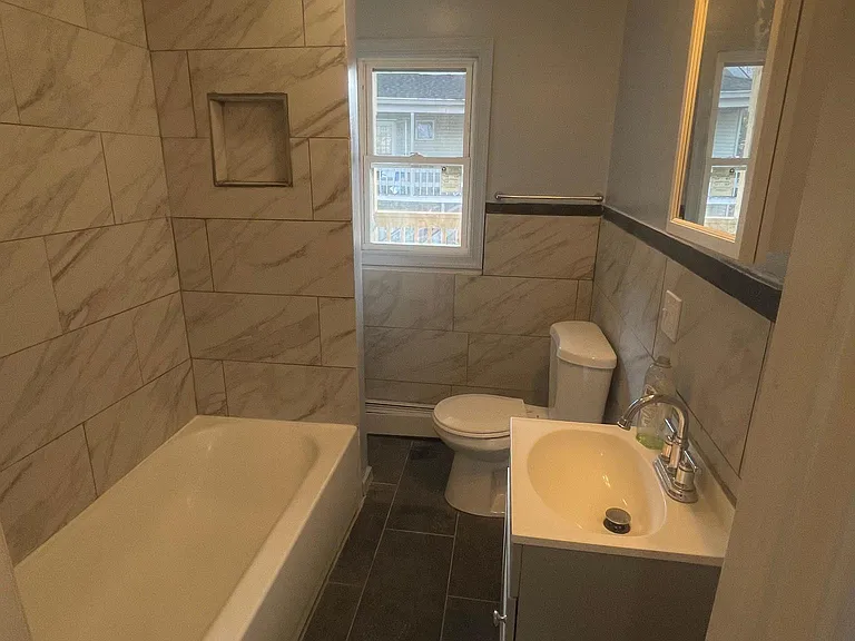 838 Moosic St #2 — Photo 11