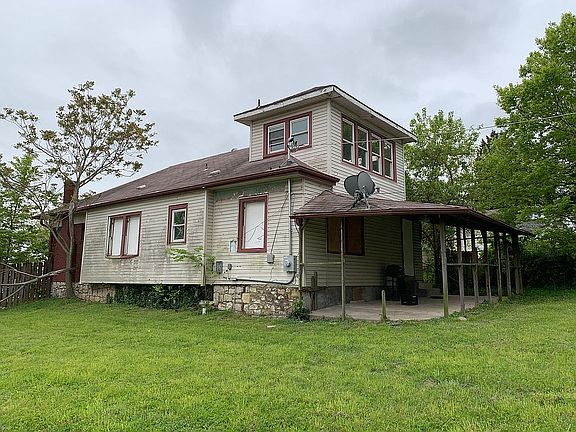 3rd image of 4314 Indiana Ave