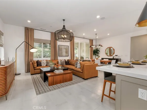 29606 Paseo Capilla, Valencia, CA 91354