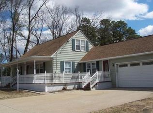 52 Casey Dr, Chicopee, MA 01020