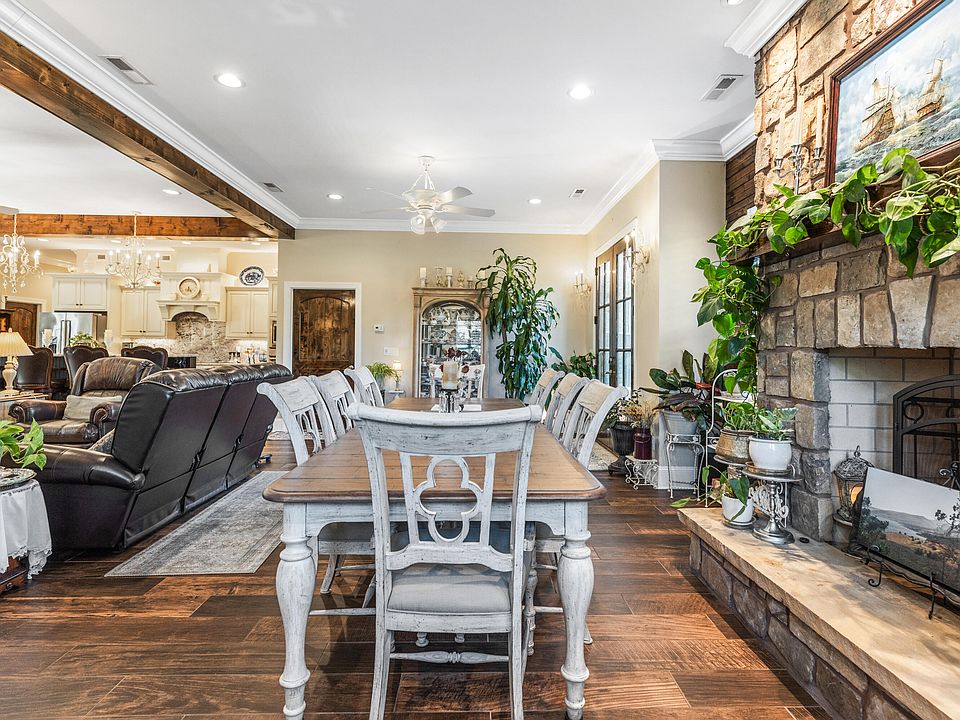 25th image of 1072 Cookson Creek Rd