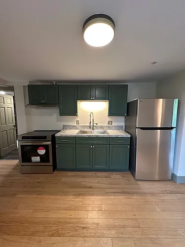 7 Washington St Photo 1