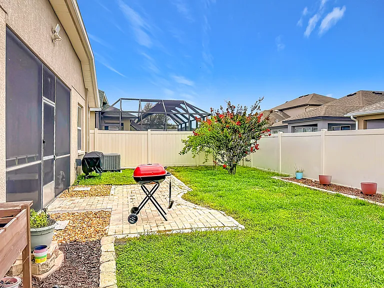 12107 Rambling Stream Dr — Photo 38