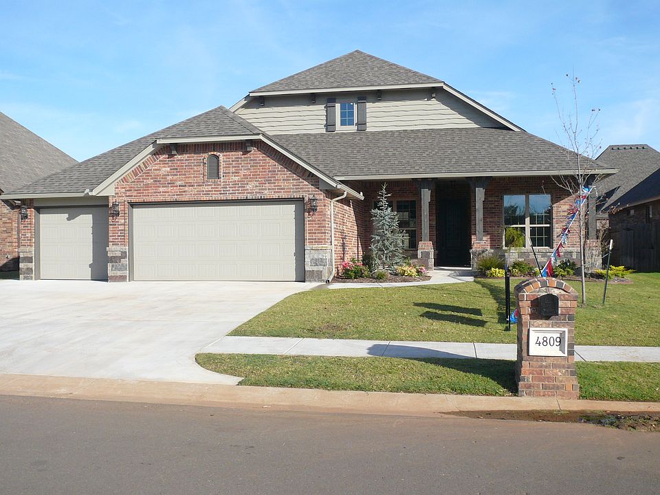 1st image of 4809 SW 130th St