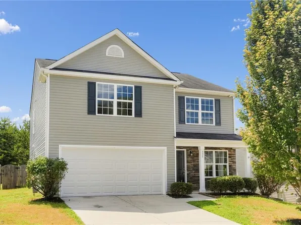 332 Azalea Dr, Winston Salem, NC 27105