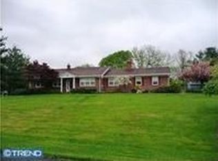 123 W Savannah Dr, Bear, DE 19701
